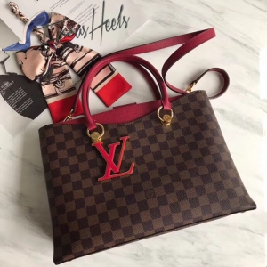 Louis Vuitton Bag 108